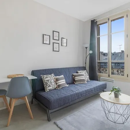 Appartement Studio Lumineux Proche Du Chateau Versailles