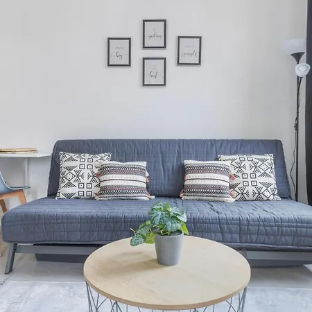 Studio Lumineux Proche Du Chateau Versailles